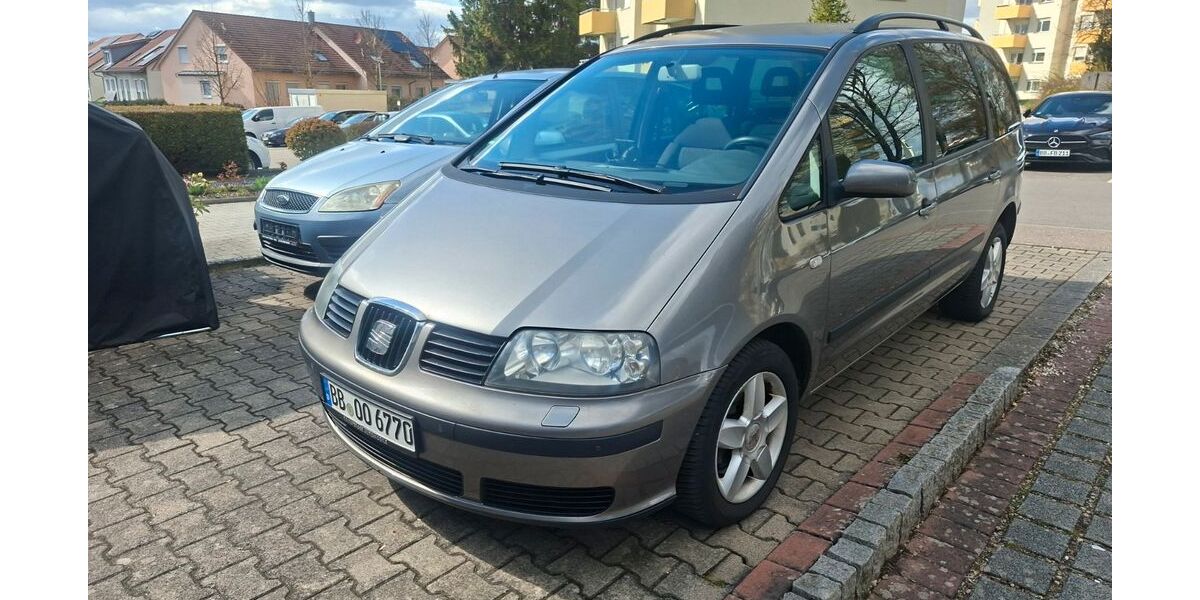 Seat Alhambra 342.000 km 2.650 &euro; Leonberg 71229