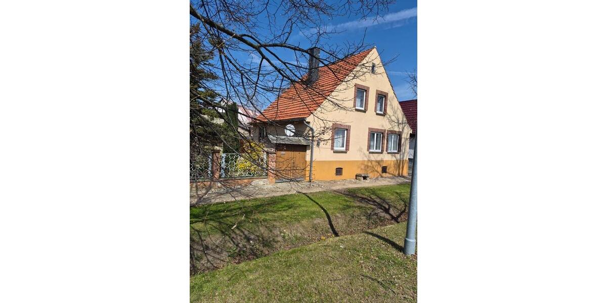 Einfamilienhaus Ballenstedt - 5 Zimmer, 100 m&sup2;, 115.000&euro; | Angebot:26221632