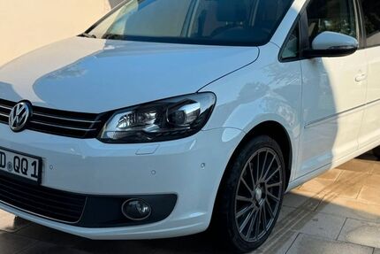VW Touran 215.000 km 11.990 &euro; Schleifreisen 07629