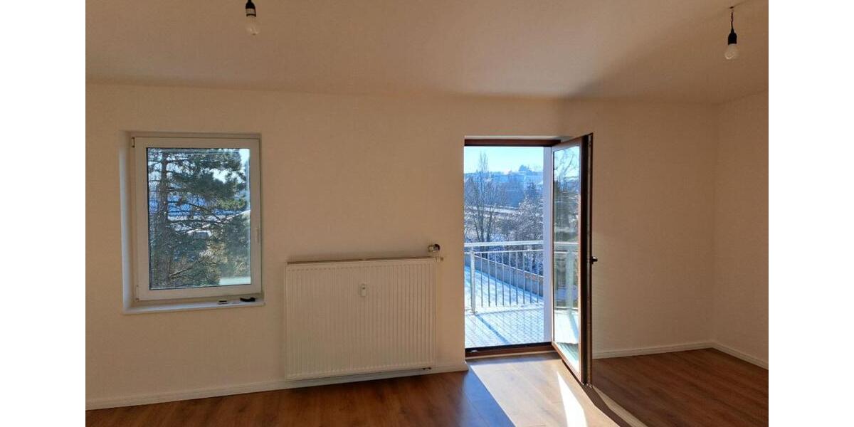 Dachgeschoßwohnung Magdeburg Beyendorf-Sohlen - 3.5 Zimmer, 76 m&sup2;, 684&euro; | Angebot:25404735