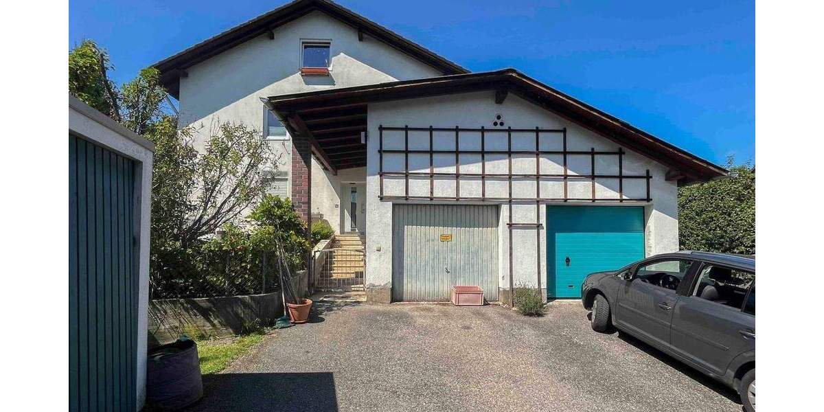 Mehrfamilienhaus mit 3 Einheiten und großem Garten in begehrter, familienfreundlicher Lage 9 zimmer