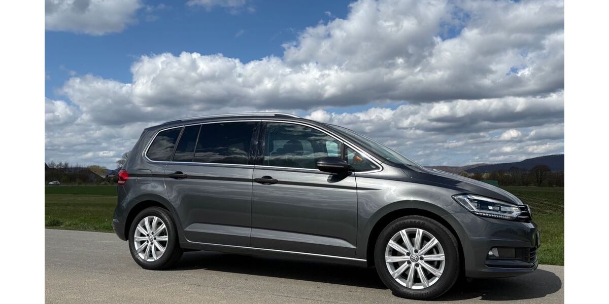 VW Touran 90.350 km 20.500 &euro; Hessisch Oldendorf 31840