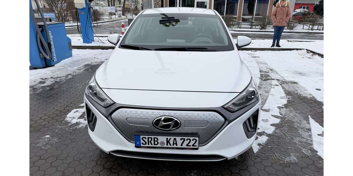 Hyundai IONIQ 30.000 km 15.400 &euro; Rüdersdorf 15562