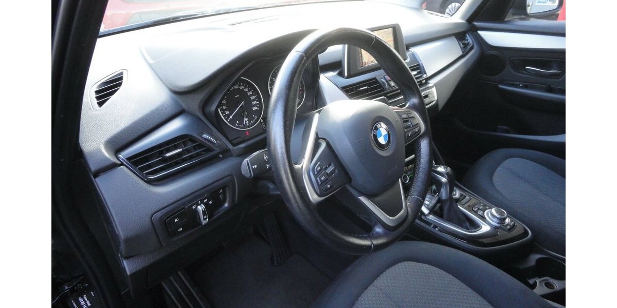 BMW 218 Active Tourer Autom+Navi Service+Kette neu 112.000 km 10.999 &euro; Neuss 41462