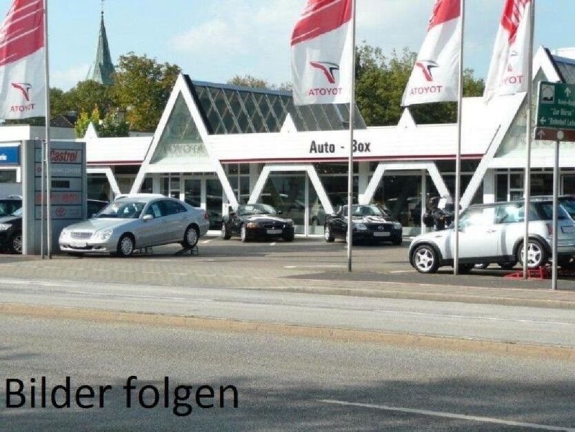 Toyota Yaris 26.000 km 20.970 € Bremerhaven 27580