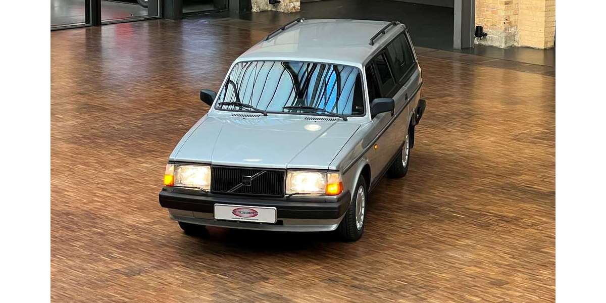 Volvo 240 218.676 km 19.000 &euro; Berlin 10553