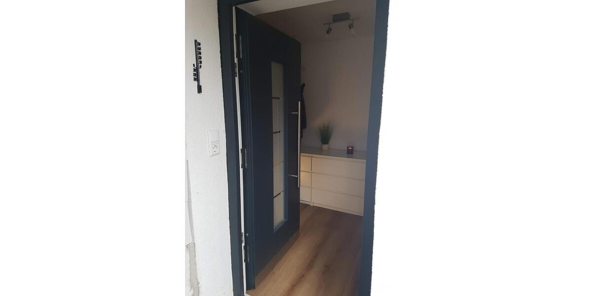 Modernes Einfamilienhaus mit Garten, Hof, Carport zur Miete 4 zimmer