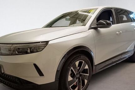 Opel Grandland (X) 3.465 km 36.945 &euro; Gnarrenburg 27442