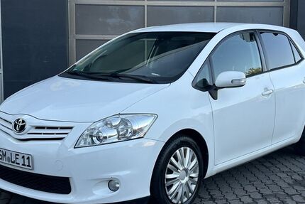 Toyota Auris 160.000 km 5.300 &euro; Hennef 53773
