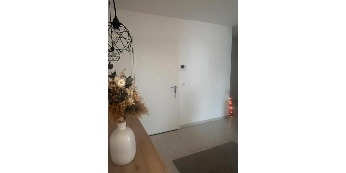 Einfamilienhaus Kelsterbach - 3 Zimmer, 120 m&sup2;, 1.690&euro; | Angebot:25150746
