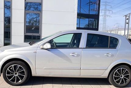 Opel Astra 131.532 km 3.900 &euro; Hamburg 21079
