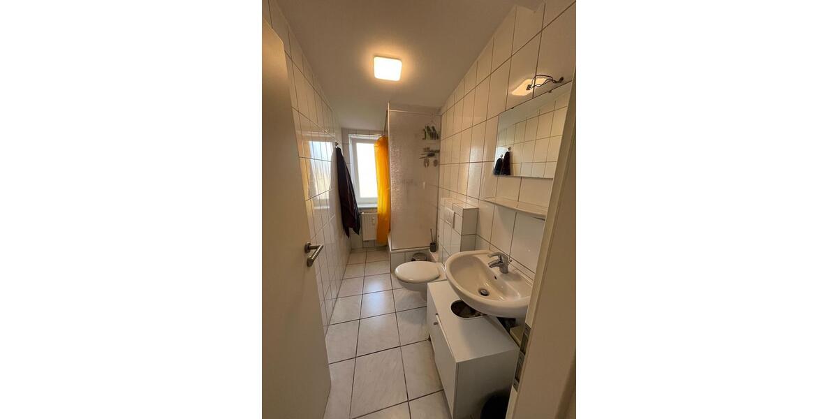 Dachgeschoßwohnung Köln Kalk - 2 Zimmer, 54 m&sup2;, 1.200&euro; | Angebot:25408497