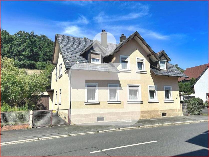 Großes Wohnhaus in bevorzugter Stadtlage!