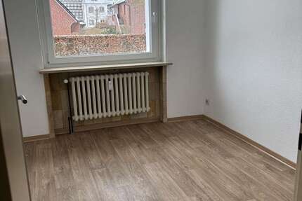 Wohnung Wedel - 4 Zimmer, 87 m&sup2;, 1.260&euro; | Angebot:26013121