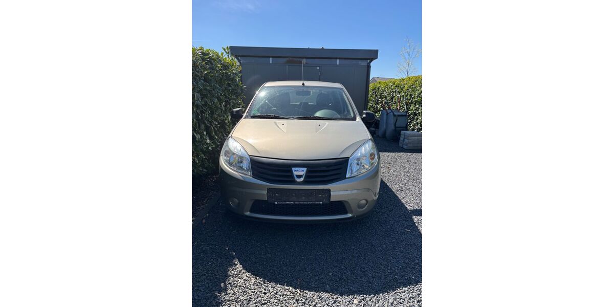 Dacia Sandero 153.000 km 1.300 &euro; Merzenich 52399
