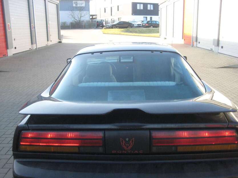 Pontiac Firebird 250.000 km 6.900 € Staufenberg 35460