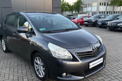 Toyota Verso 182.000 km 6.600 &euro; Dormagen 41540