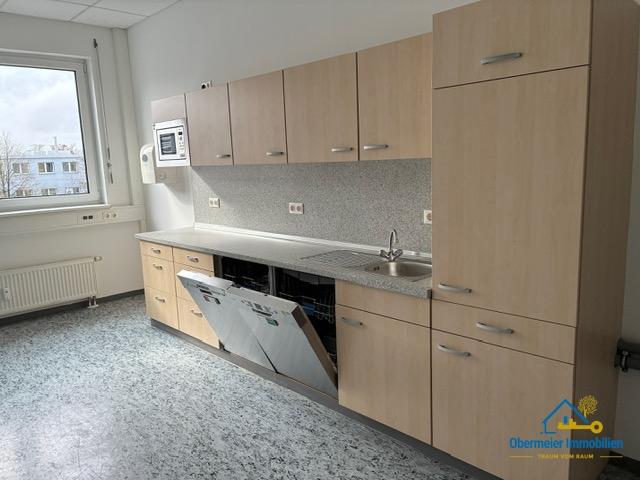 Gewerbeobjekt Regensburg Brandlberg - 3.450&euro; | Angebot:25180510