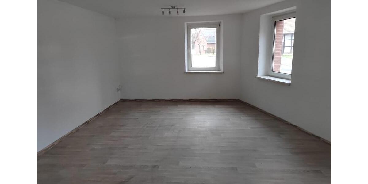 Erdgeschoßwohnung Calvörde Wegenstedt - 3 Zimmer, 65 m&sup2;, 355&euro; | Angebot:25050357