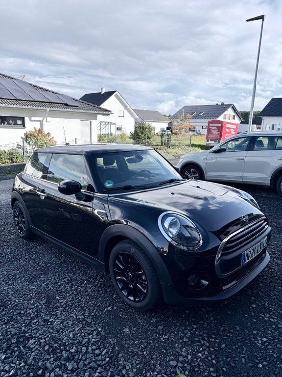 Mini ONE 57.770 km 14.300 € Stadtallendorf 35260