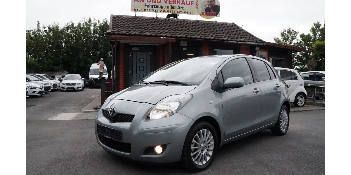 Toyota Yaris 102.569 km 4.990 &euro; Erwitte 59597