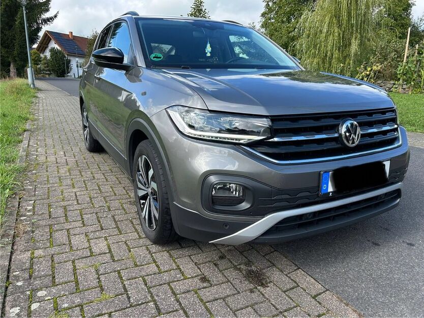 VW T-Cross 59.000 km 15.800 € Kadenbach 56337