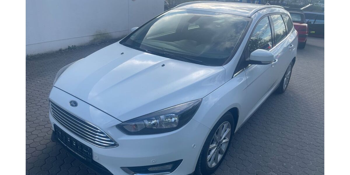 Ford Focus 123.000 km 8.590 &euro; München 81735