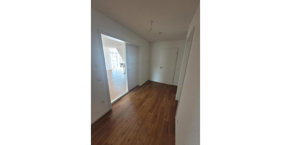 Dachgeschoßwohnung Emsbüren - 3 Zimmer, 81 m&sup2;, 811&euro; | Angebot:24427742