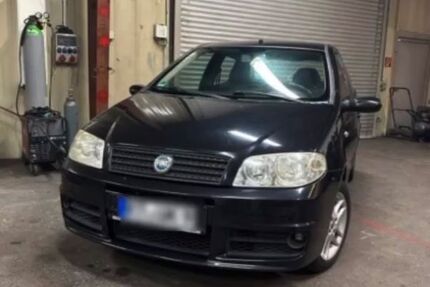 Fiat Punto 195.000 km 1.900 &euro; Bad Homburg vor der Höhe 61350