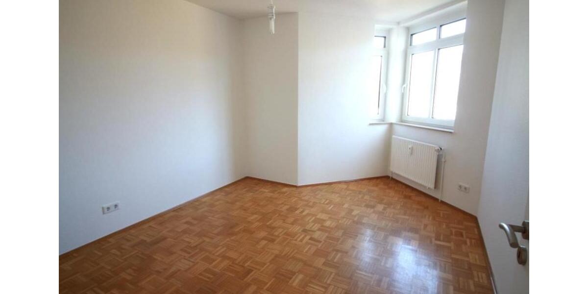 Etagenwohnung Kaiserslautern Bahnheim - 3 Zimmer, 78 m&sup2;, 670&euro; | Angebot:26343543
