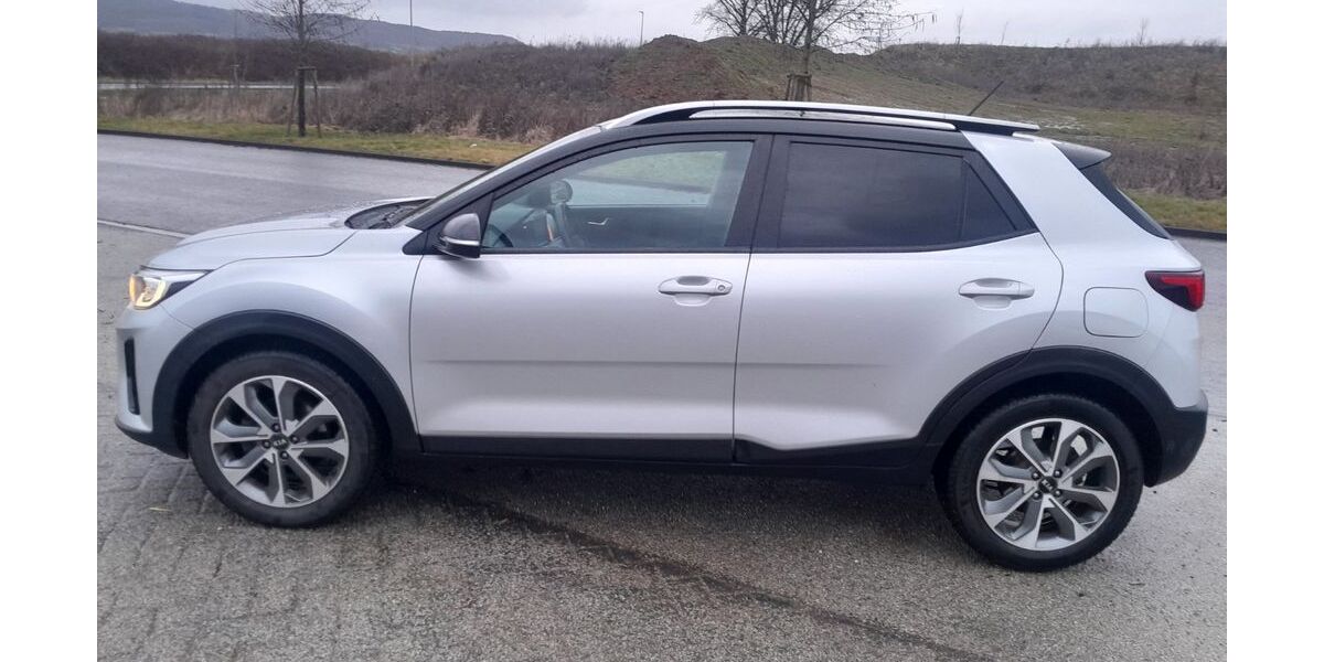 Kia Stonic 99.000 km 9.750 &euro; Mohrweiler 54655