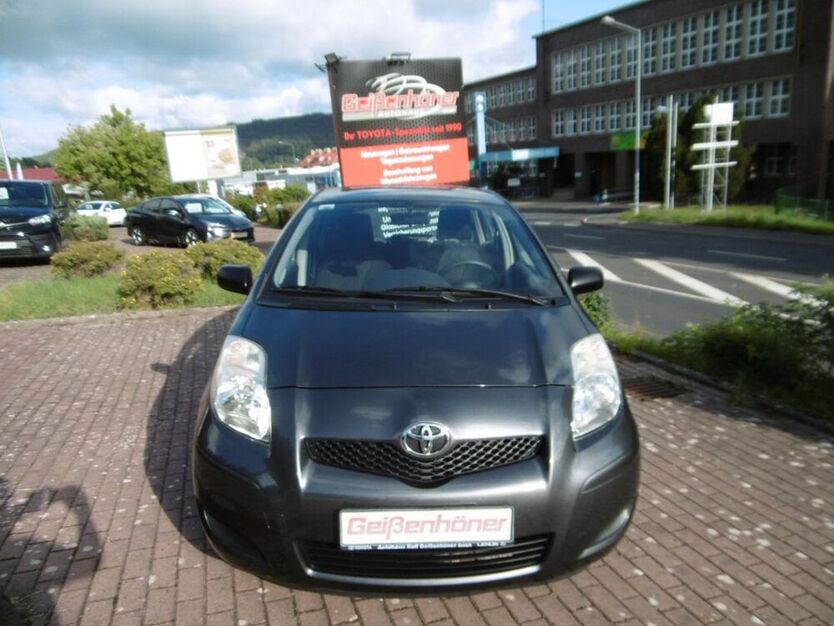 Yaris