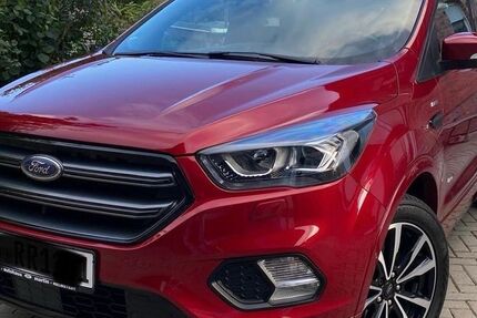 Ford Kuga 161.000 km 15.200 &euro; Sommersdorf 39365