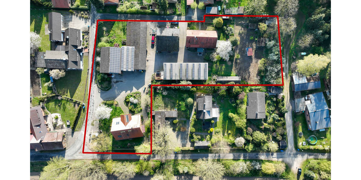 2 Wohnhäuser mit Wirtschaftsgebäuden in ruhiger Ortsrandslage zimmer