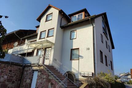 4 Zimmer Wohnung, ca. 90 qm, EBK, Stellplatz, Gartenmitbenutzung
