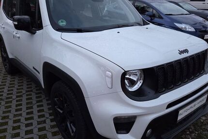Jeep Renegade 22.048 km 17.400 &euro; Berlin 13053