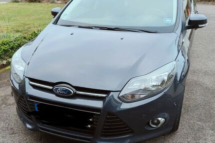 Ford Focus 91.000 km 6.800 € Diemelsee 34519