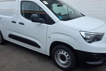 Opel Combo 176.000 km 7.150 &euro; Köln 51149