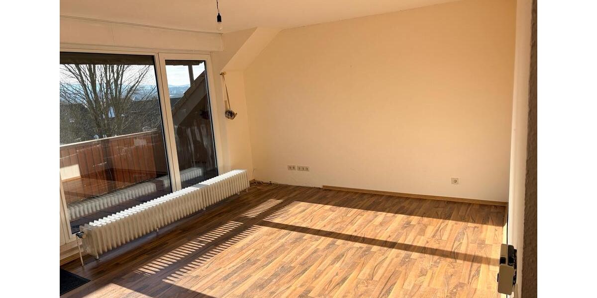 Dachgeschoßwohnung Lemgo - 2 Zimmer, 75 m&sup2;, 830&euro; | Angebot:25217926