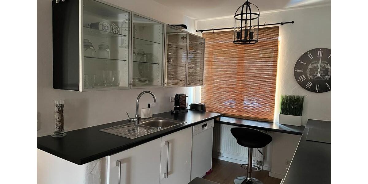 Erdgeschoßwohnung Bad Wiessee - 3.5 Zimmer, 100 m&sup2;, 2.480&euro; | Angebot:25078930