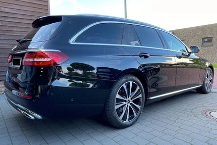 Mercedes E 220