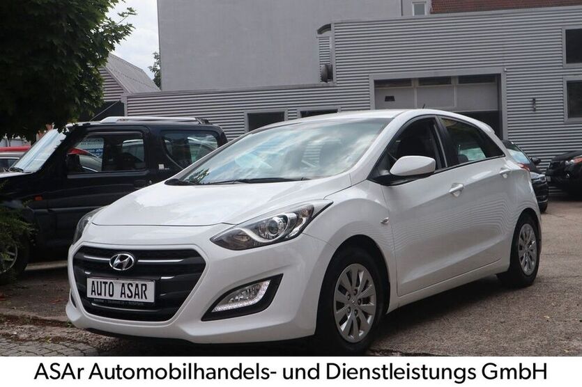 i30
