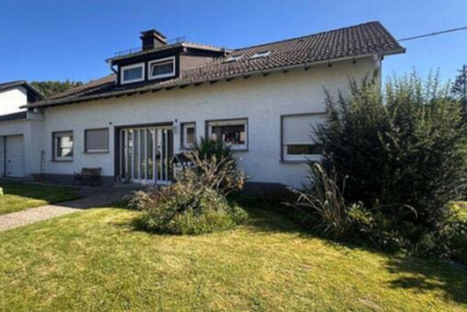 Frei stehendes Wohnhaus 11 zimmer