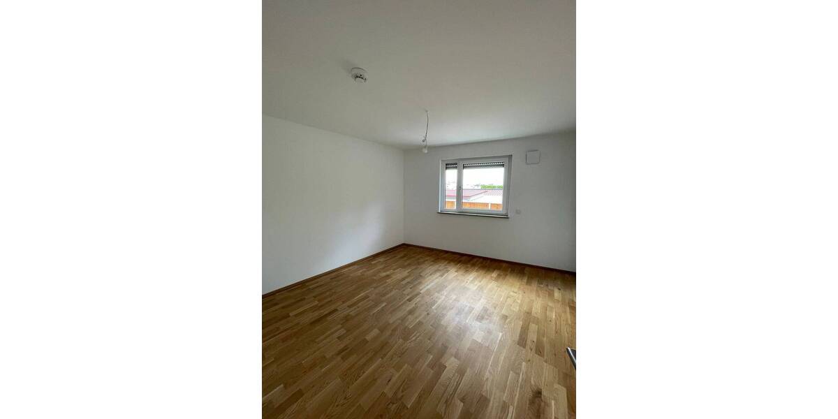 Etagenwohnung Stein Deutenbach - 4 Zimmer, 100 m&sup2;, 1.450&euro; | Angebot:26851405