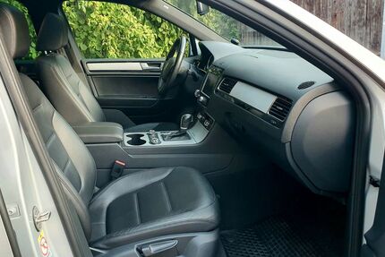 VW Touareg 127.000 km 19.900 &euro; Coburg 96450