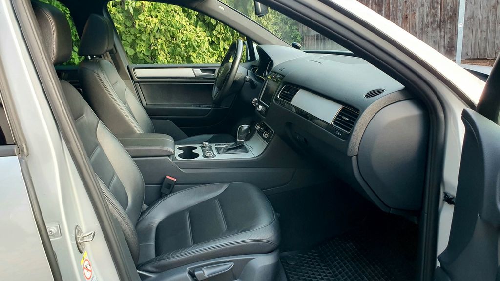 VW Touareg 127.000 km 19.900 &euro; Coburg 96450