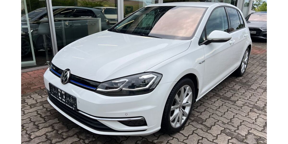 VW Golf 123.450 km 14.980 &euro; Bad Nenndorf 31542