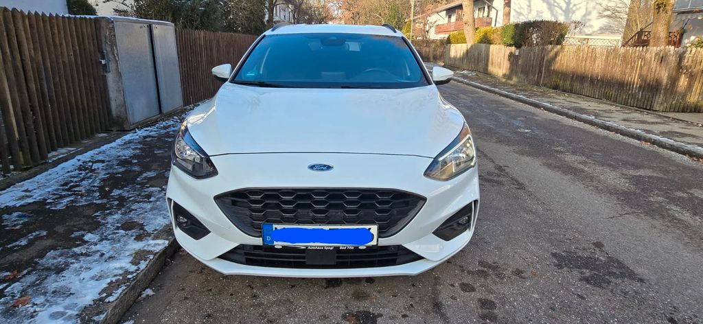 Ford Focus 141.000 km 14.500 &euro; München 81827