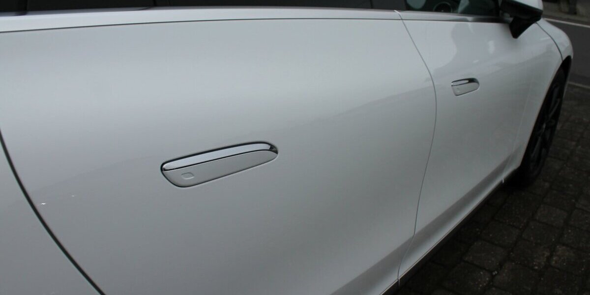 Mercedes-Benz EQE 300 Mercedes Garantie bis 2031 12.000 km 47.400 &euro; Badem 54657