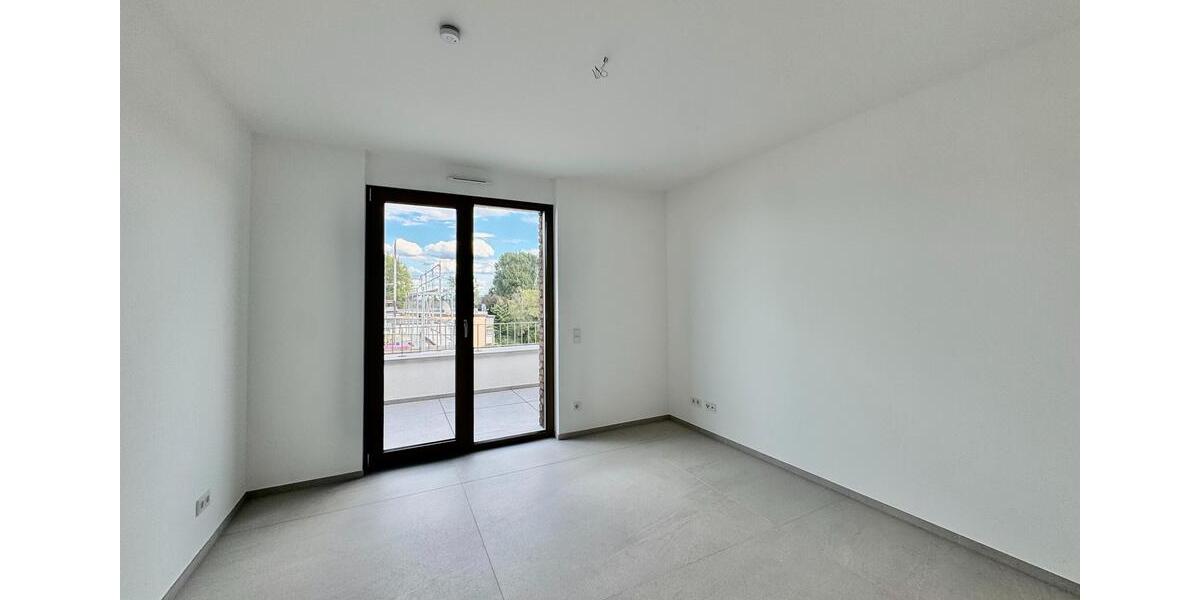 Einfamilienhaus Maintal - 4 Zimmer, 202 m&sup2;, 3.990&euro; | Angebot:26001612